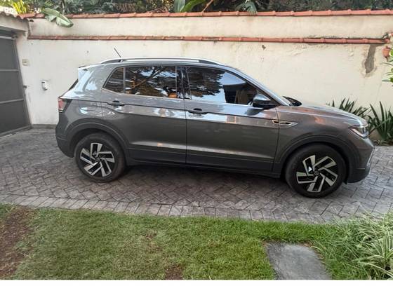 VOLKSWAGEN T-CROSS 1.4 250 TSI TOTAL FLEX HIGHLINE AUTOMÁTICO